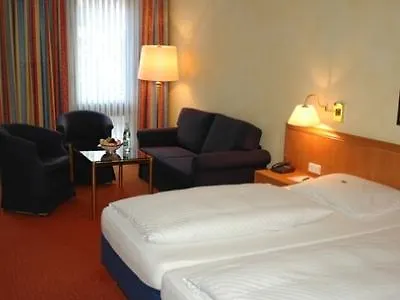 Quellenhof Szálloda 3*